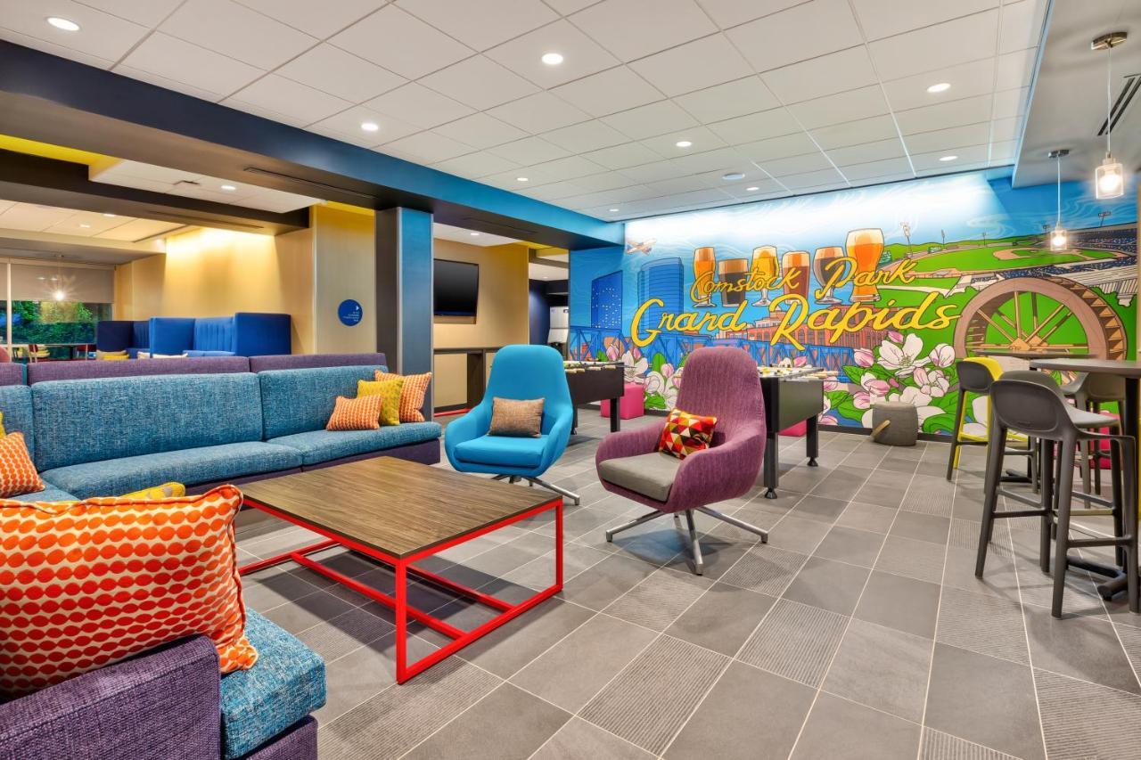 Tru By Hilton Comstock Park Grand Rapids, Mi Hotel Екстериор снимка